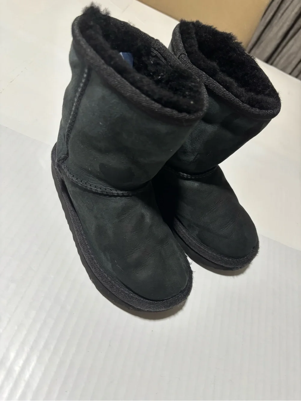 UGG Kids Classic Short Boots in Black